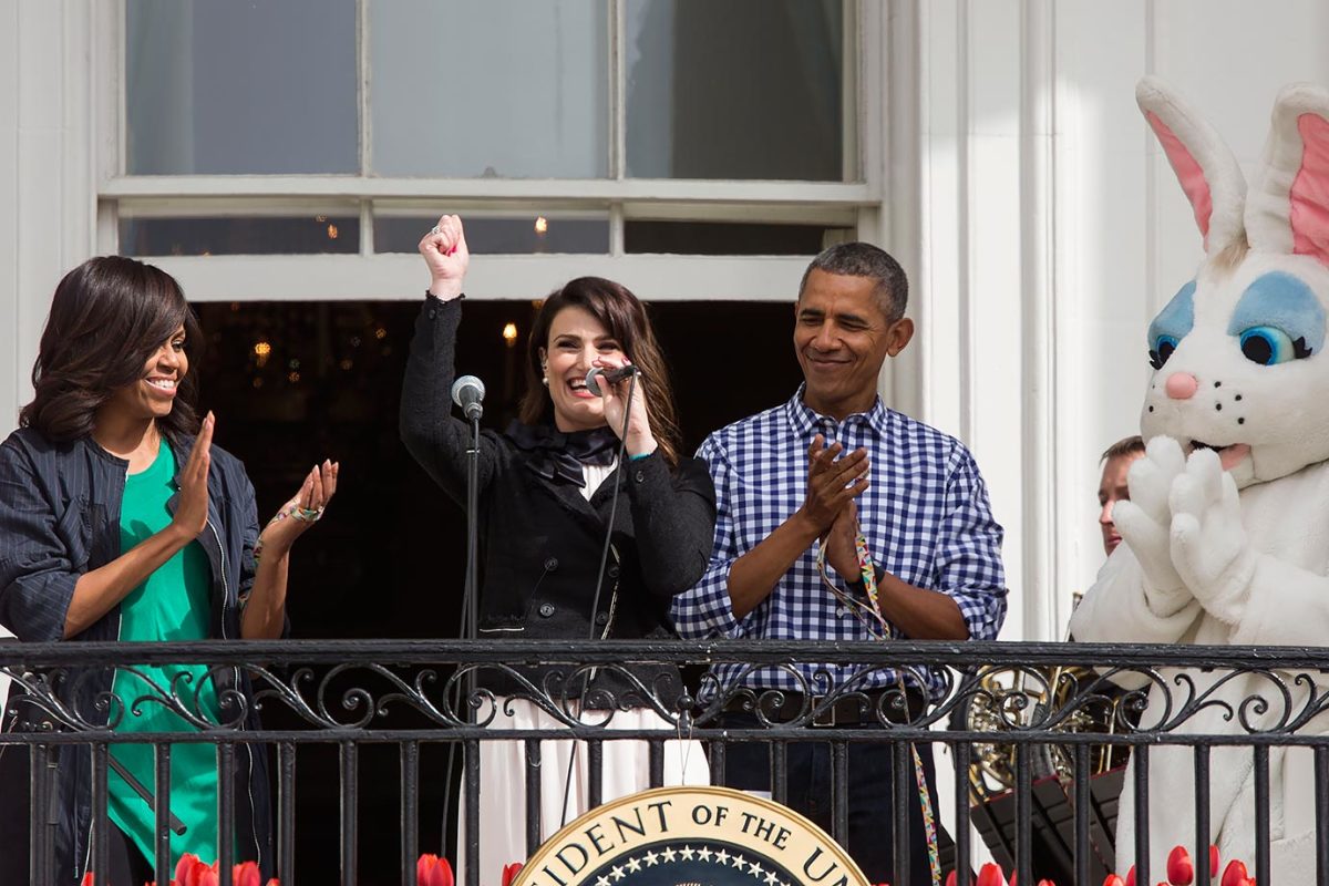 2016-White-House-Easter-Egg-Roll-Idina-Menzel-President-Barack-Obama-Michelle-Obama-GettyImages-517884588_master.jpg