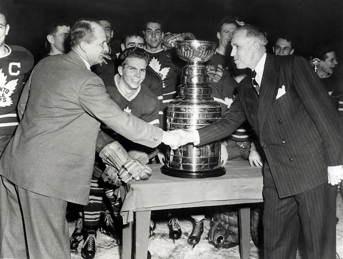 1949-Toronto-Maple-Leafs-Hap-Day-Clarence-Campbell.jpg
