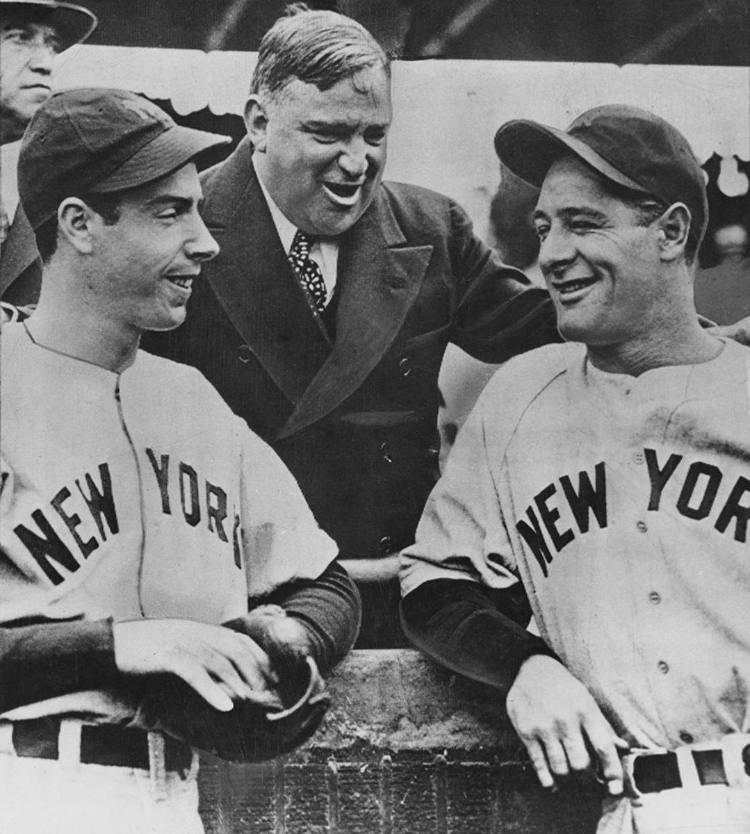 1938-New-York-Yankees-Joe-DiMaggio-Lou-Gehrig-Fiorello-La-Guardia.jpg