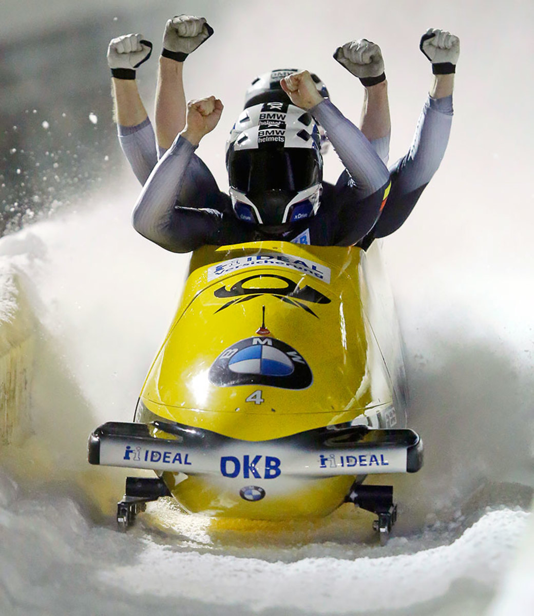 2016-0116-four-man-bobsled-World-Cup-Nico-Walther.jpg