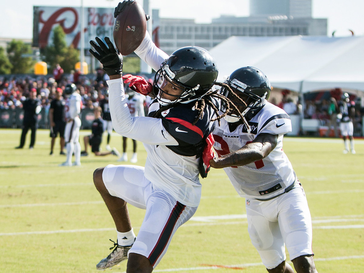 deandre-hopkins-texans-camp.jpg