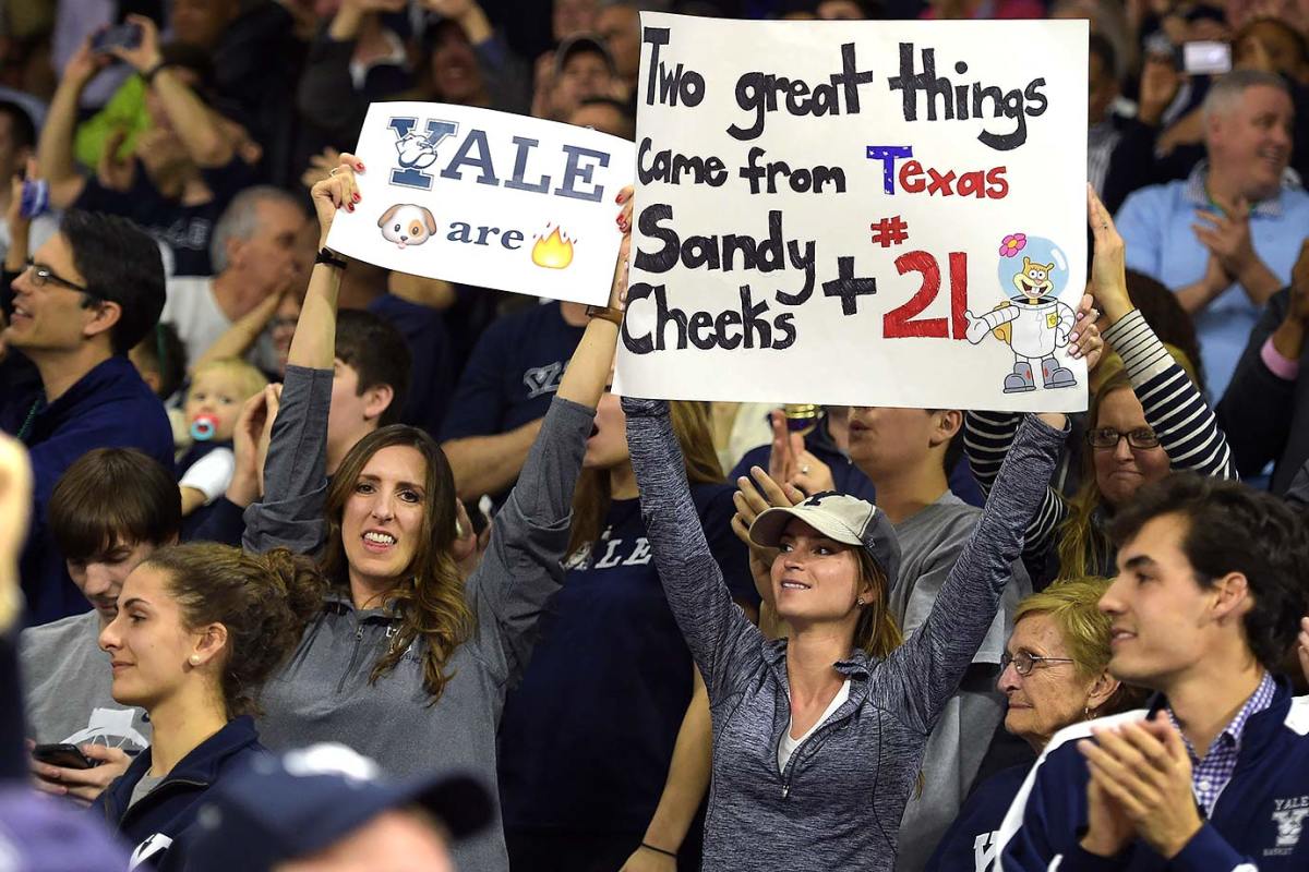 2016-0317-Yale-fans-GettyImages-516386018_master.jpg