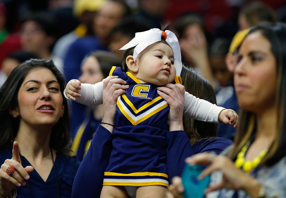 2016-0317-Chattanooga-baby-fan-516222228.jpg