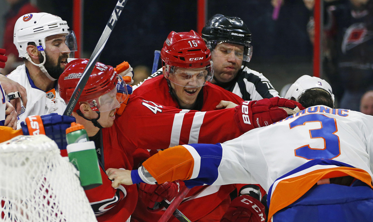 Nestrasil, Rask score 2 each, Hurricanes beat Islanders 63 Sports