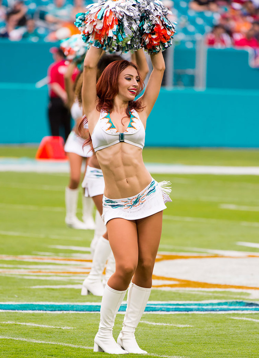 Miami-Dolphins-cheerleaders-GettyImages-629194544_master.jpg