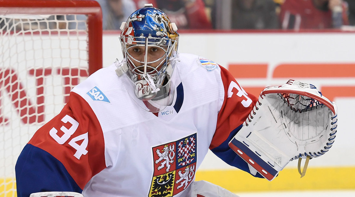 petr-mrazek-world-cup-mask.jpg