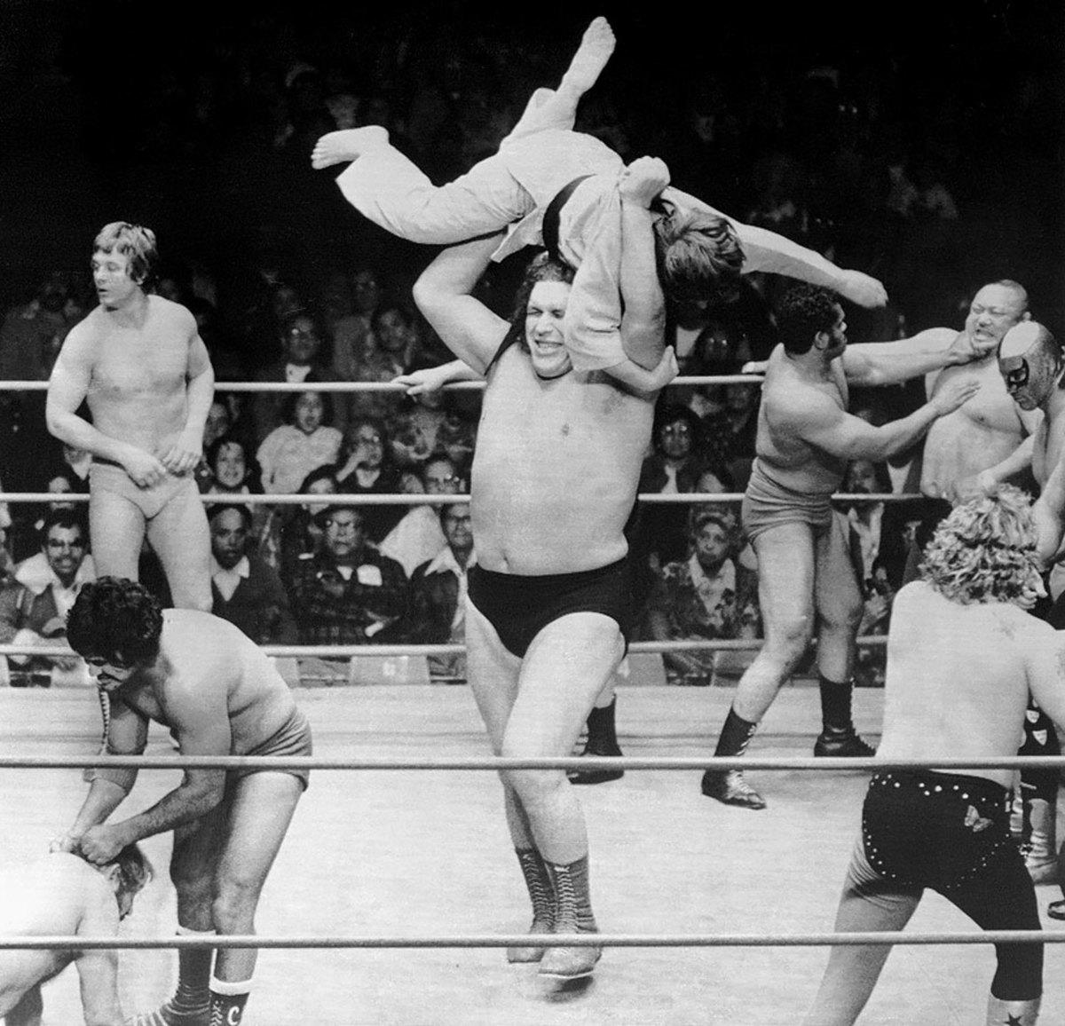 1977-0114-Andre-the-Giant-Mike-Adams-Battle-Royal.jpg