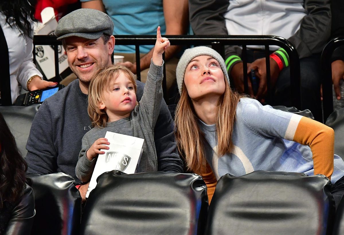 2016-1222-Jason-Sudeikis-Olivia-Wilde-son-Otis.jpg
