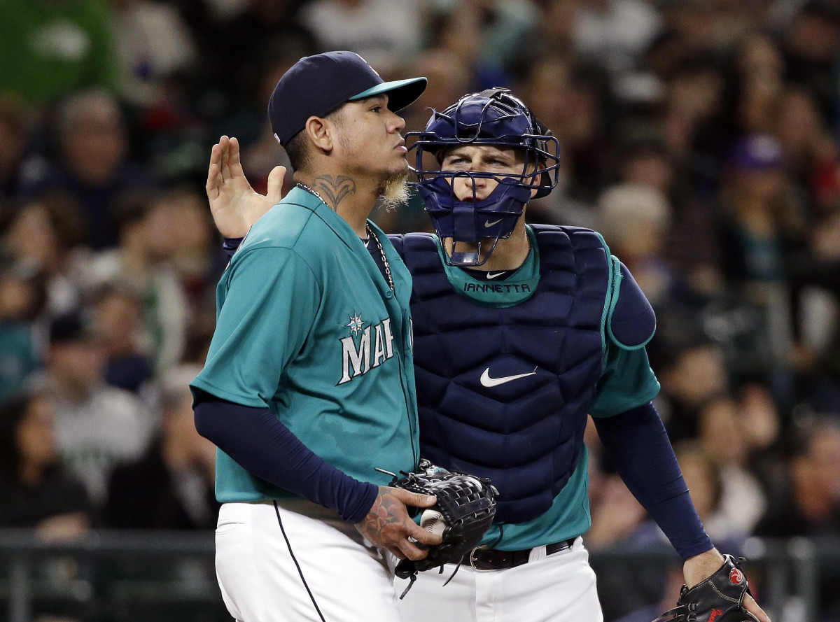 Hernandez rocked in Mariners loss to Twins Sports Illustrated