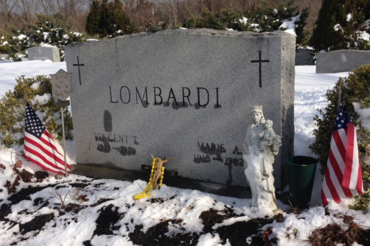 lombardi-grave.jpg