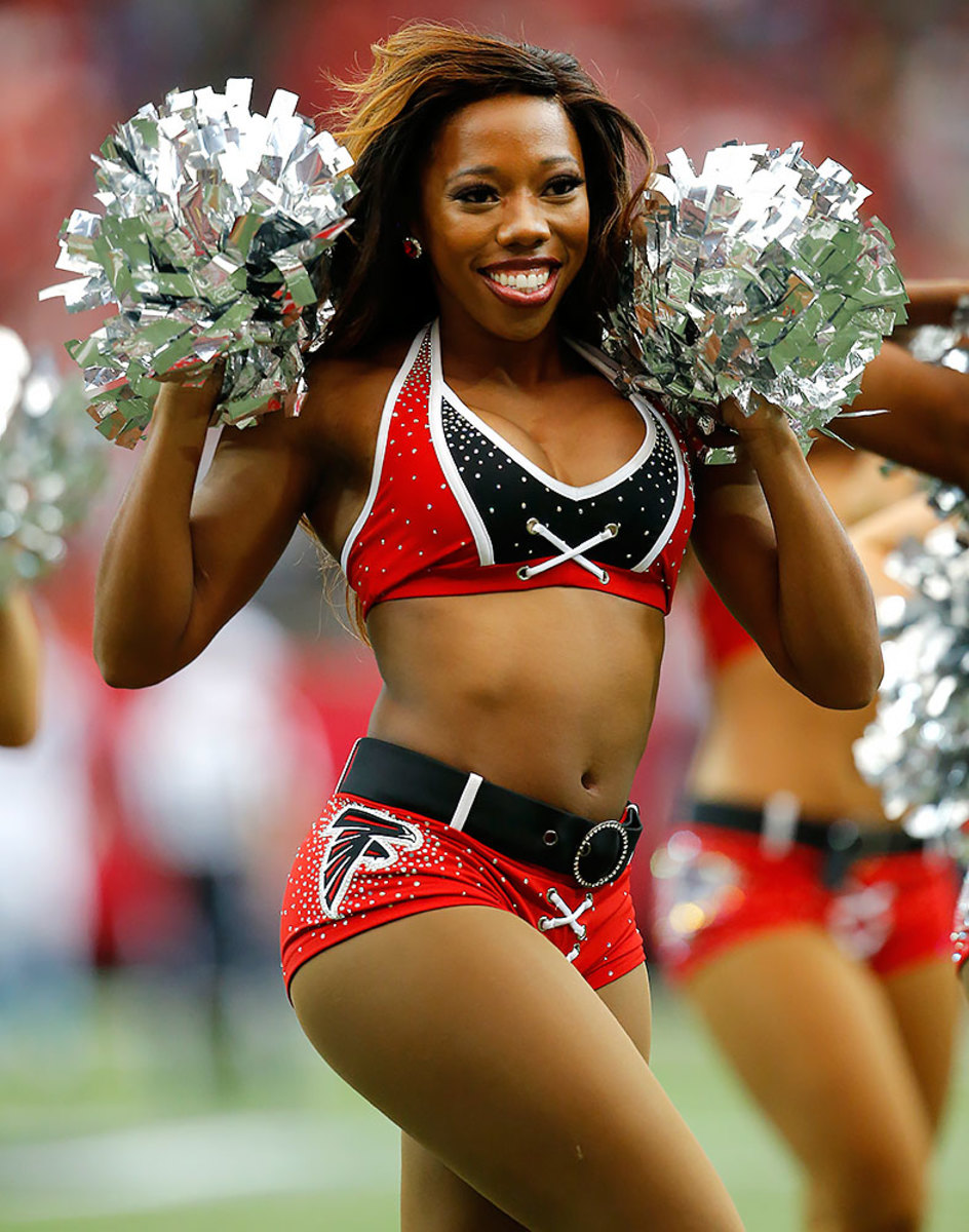 Atlanta-Falcons-cheerleaders-488161002_1282_Panthers_at_Falcons.jpg