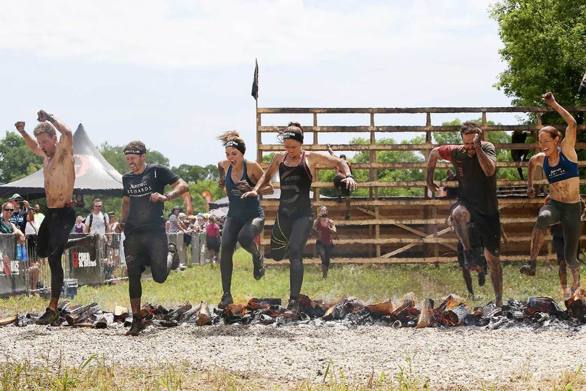 Friday-Night-Lights-for-Spartan-Race-Zach-Gilford-Aimee-Teegarden-Minka-Kelly-Taylor-Kitsch-539531784_master.jpg