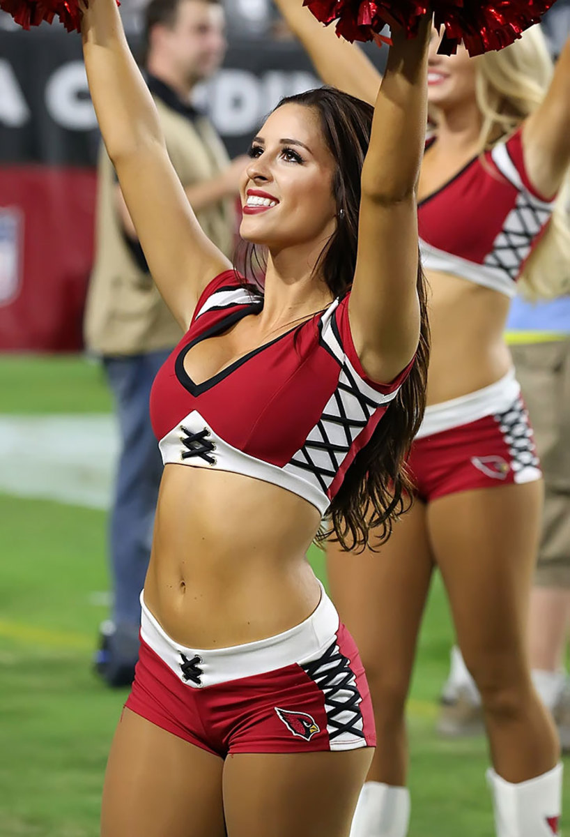 Arizona-Cardinals-cheerleaders-WYP_1442.jpg