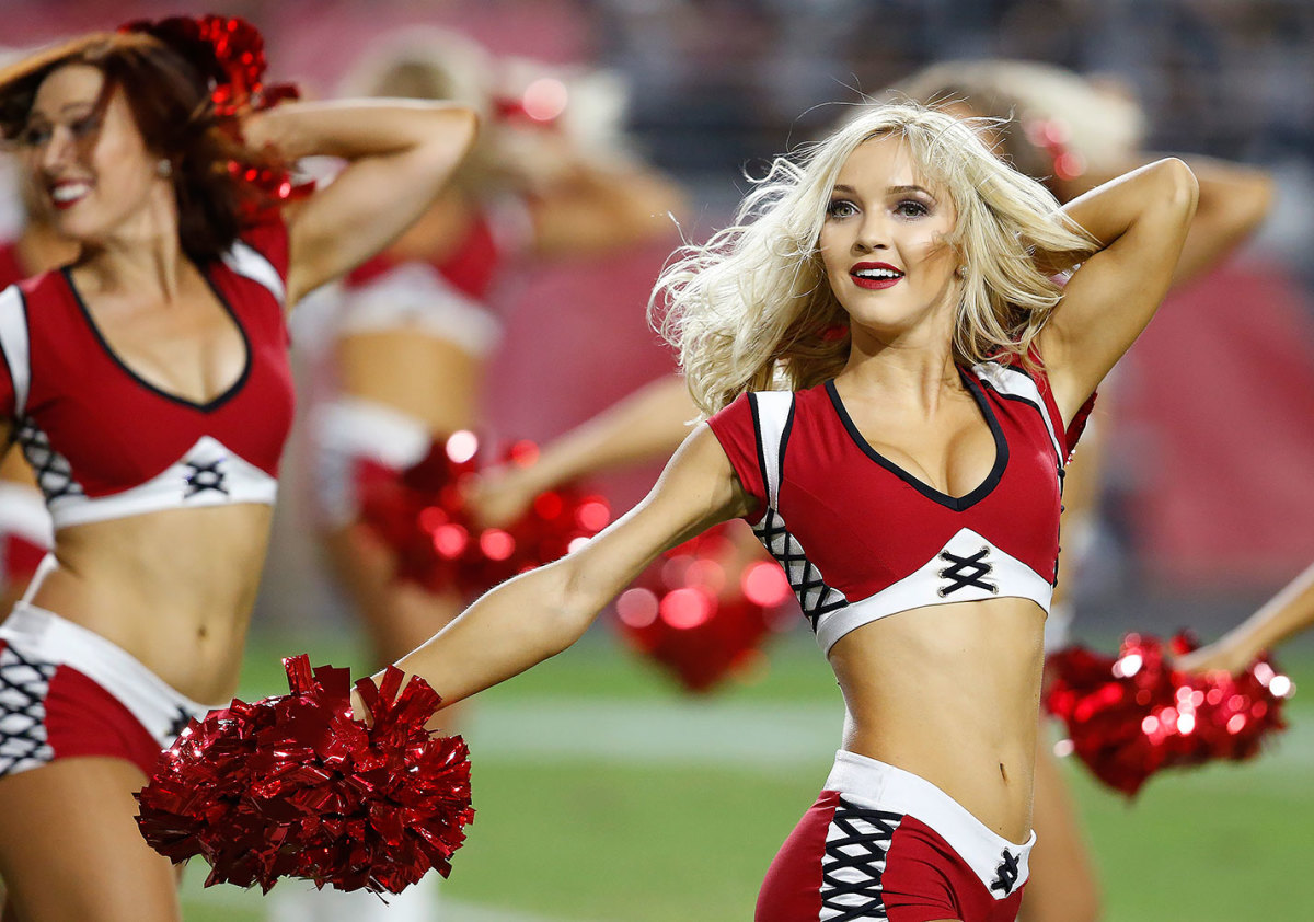 Arizona-Cardinals-cheerleaders-AP_85877014373.jpg