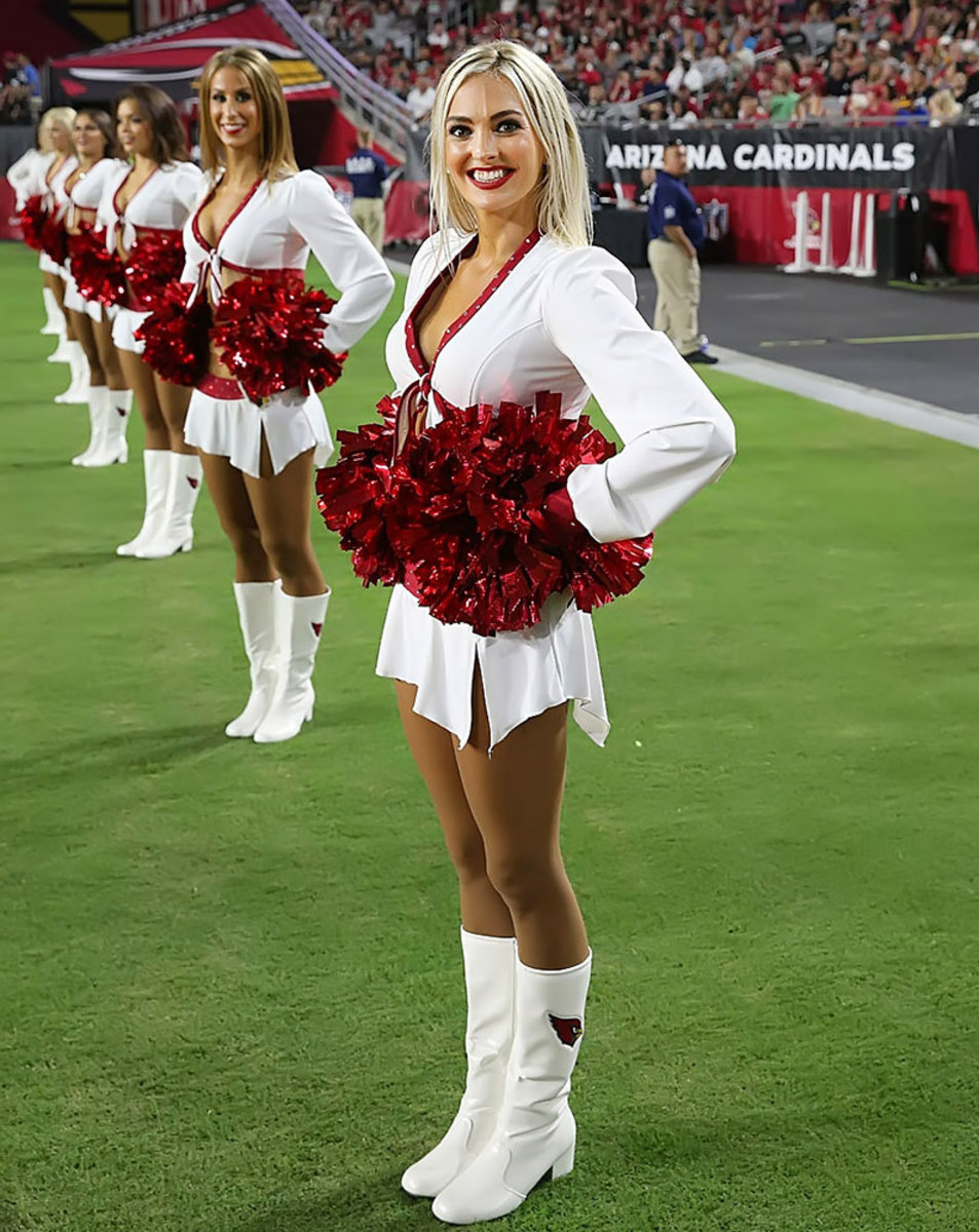 Arizona-Cardinals-cheerleaders-ZYP_0844.jpg