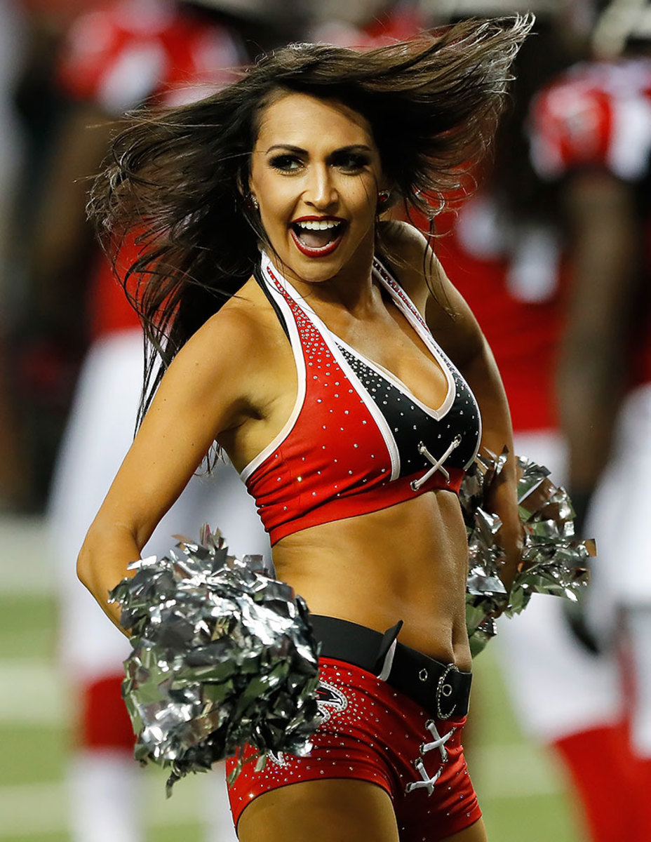 Atlanta-Falcons-cheerleaders-GettyImages-588639548_master.jpg