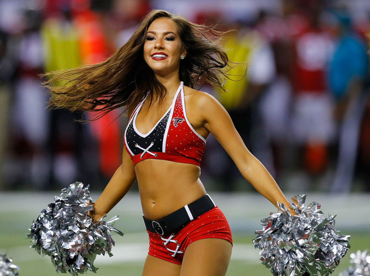 Atlanta-Falcons-cheerleaders-GettyImages-588639550_master.jpg
