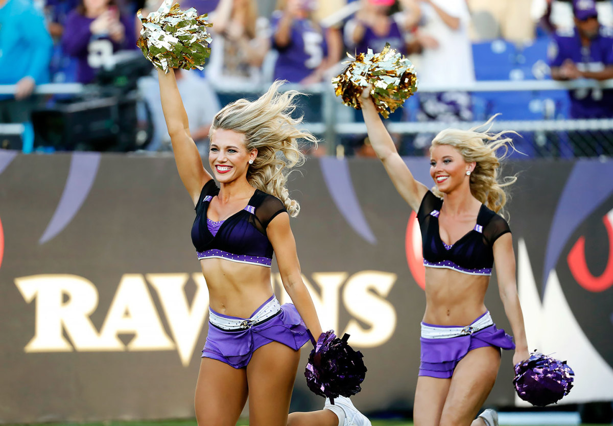 Baltimore-Ravens-cheerleaders-AP_768499400951.jpg