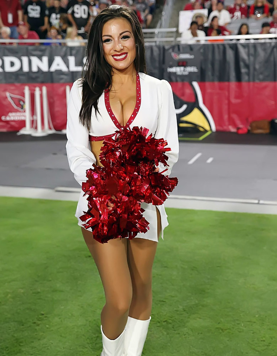 Arizona-Cardinals-cheerleaders-ZYP_0852.jpg