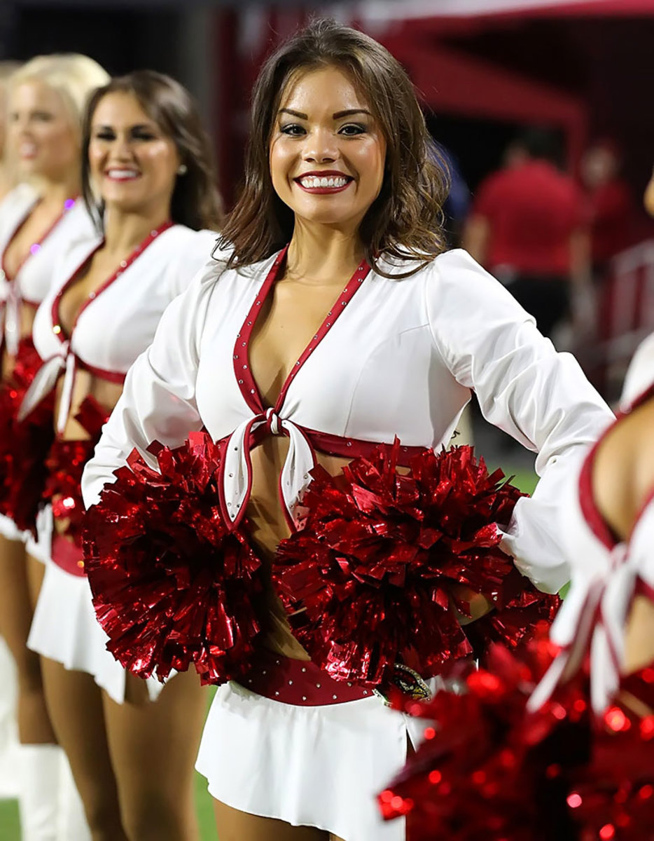Arizona-Cardinals-cheerleaders-WYP_0781.jpg