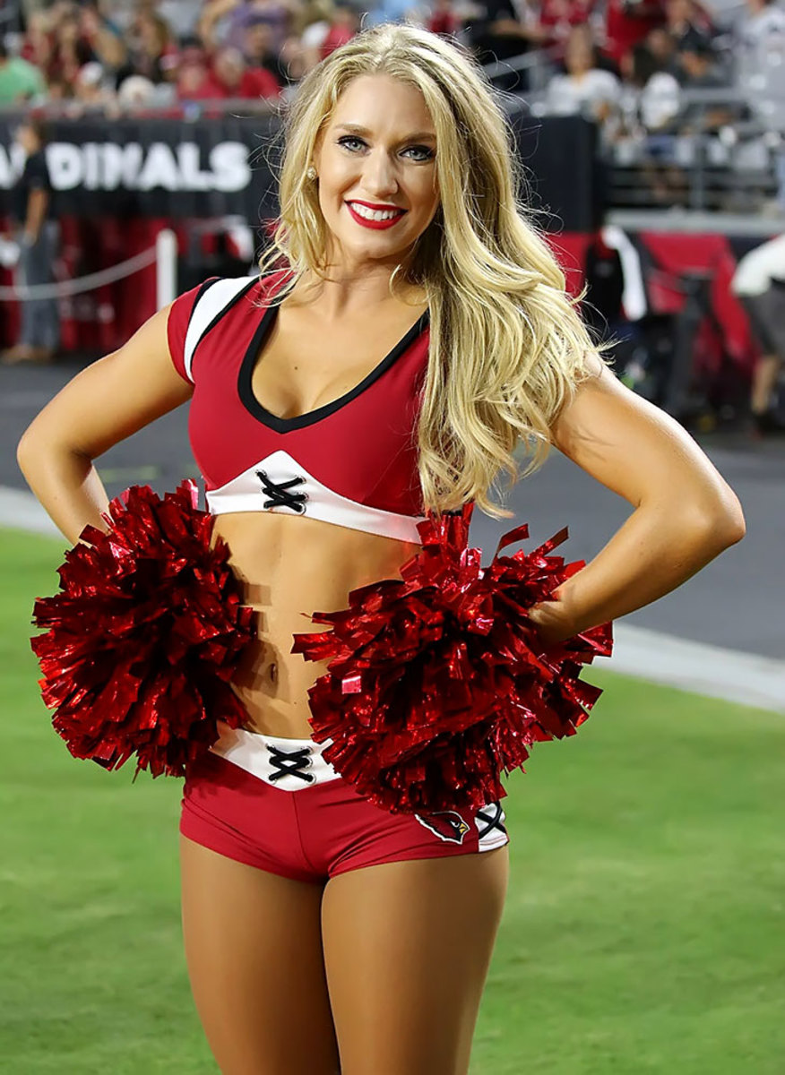 Arizona-Cardinals-cheerleaders-WYP_1606.jpg