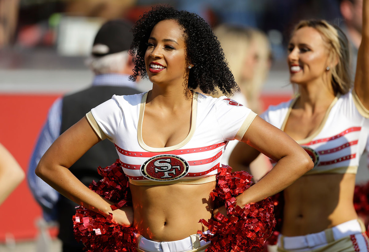 San-Francisco-49ers-Gold-Rush-cheerleaders-AP_995307181223.jpg