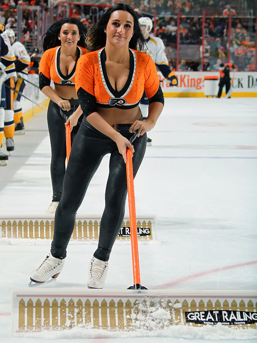 Philadelphia-Flyers-Ice-Girls-GettyImages-499826768_master.jpg