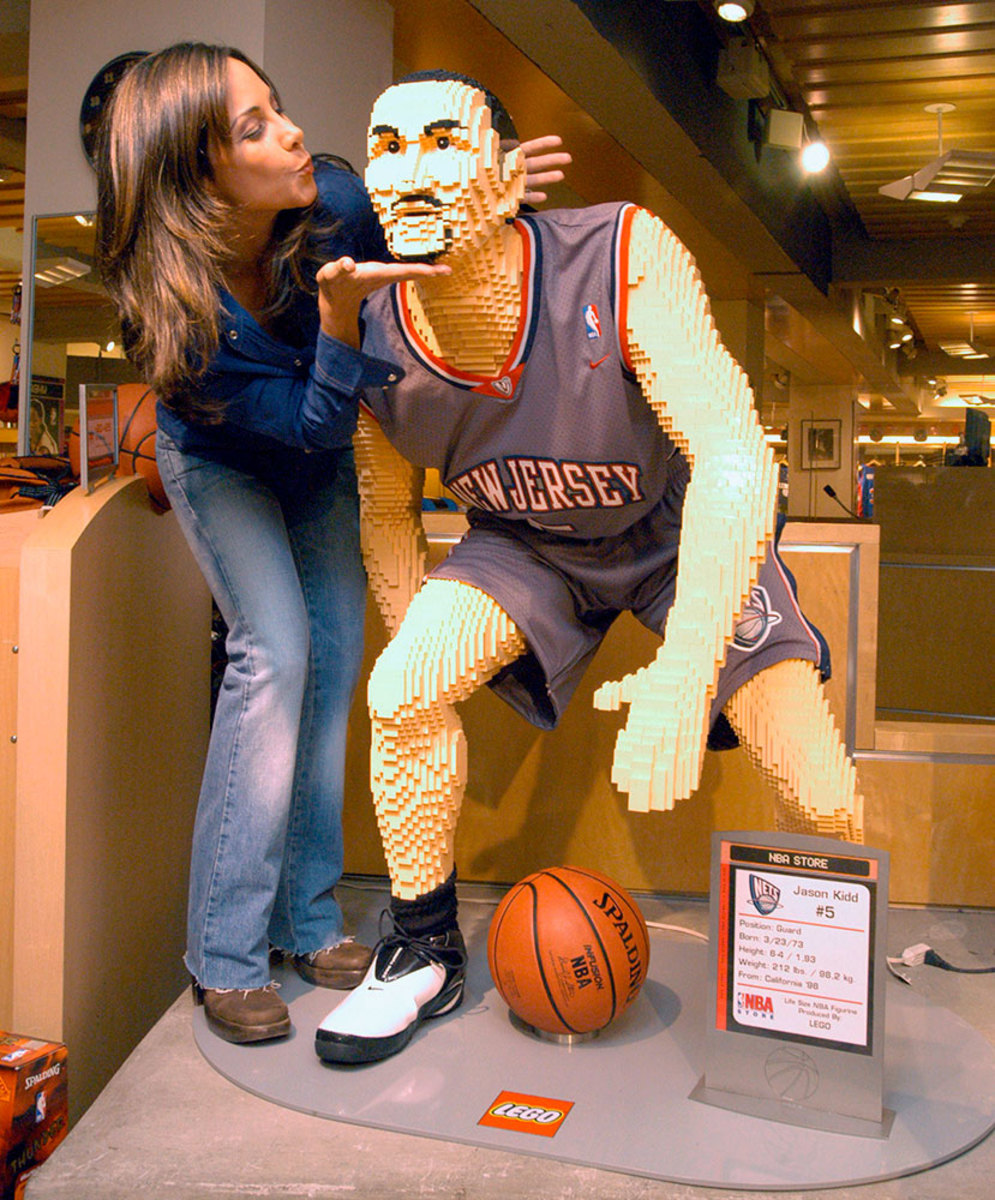 2003-0430-Joumana-Jason-Kidd-LEGO.jpg