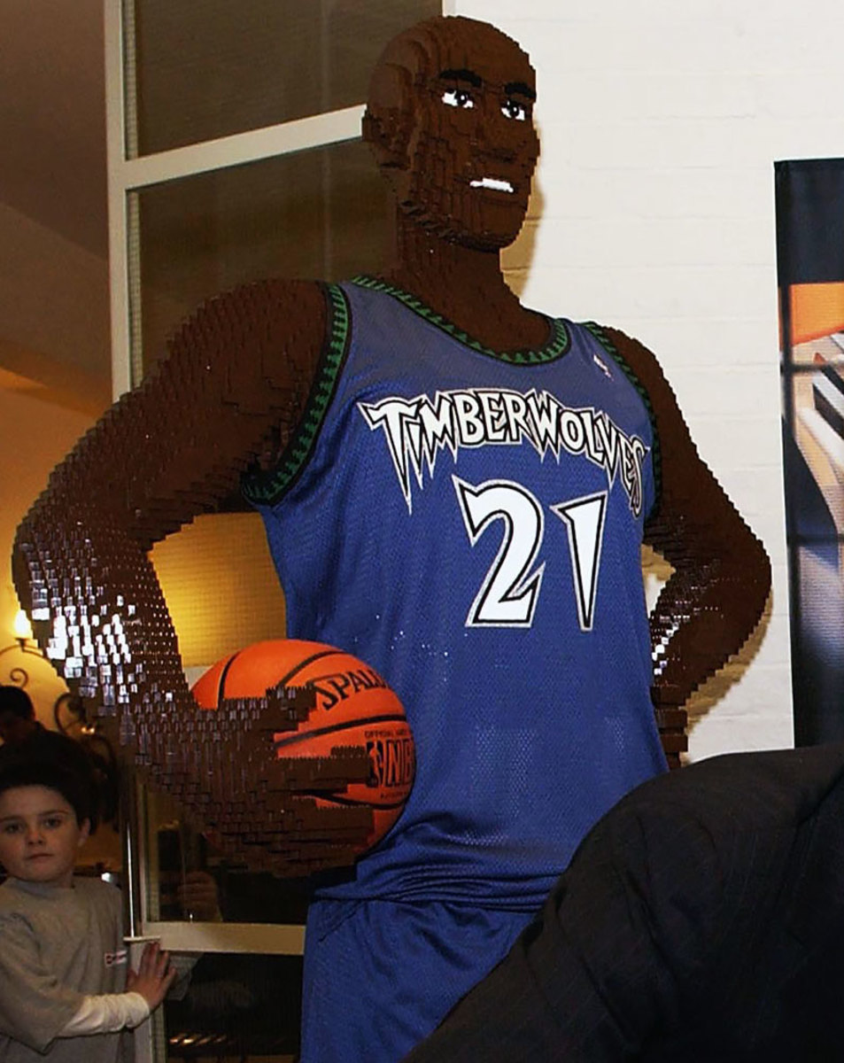 2003-0217-Kevin-Garnett-LEGO.jpg