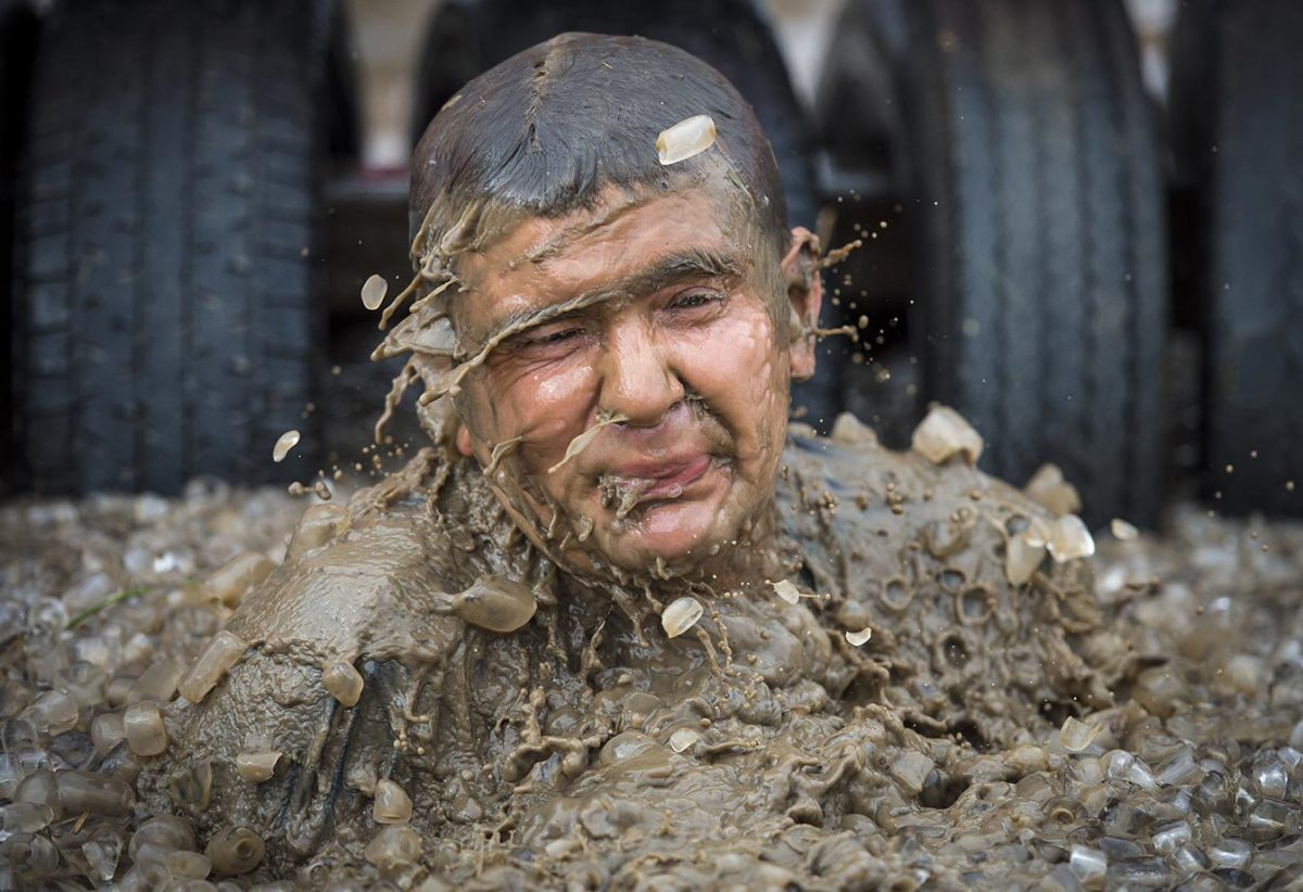2014-Tough-Mudder-London-457889064.jpg