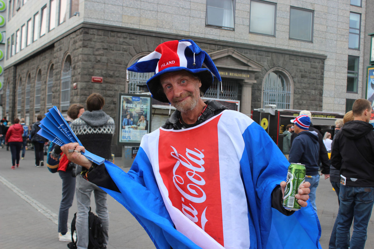 Iceland-Fan-1.jpg