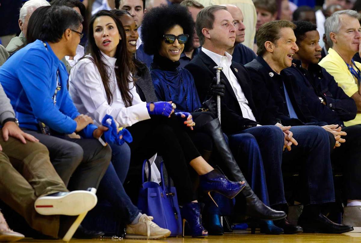 Prince-at-Warriors-Thunder-game.jpg