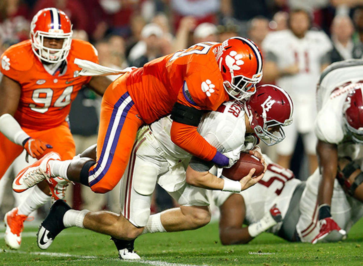 shaq-lawson-clemson-tackle.jpg