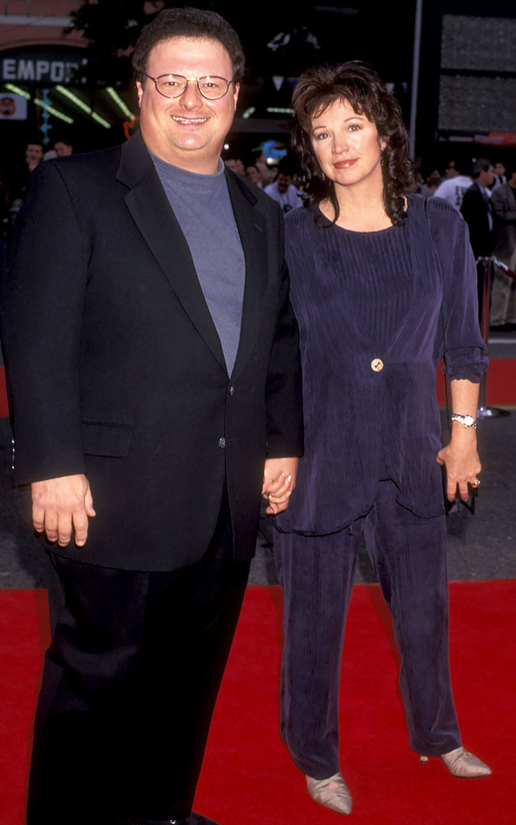 1996-1110-Space-Jam-premiere-Wayne-Knight-Paula-Sutor.jpg