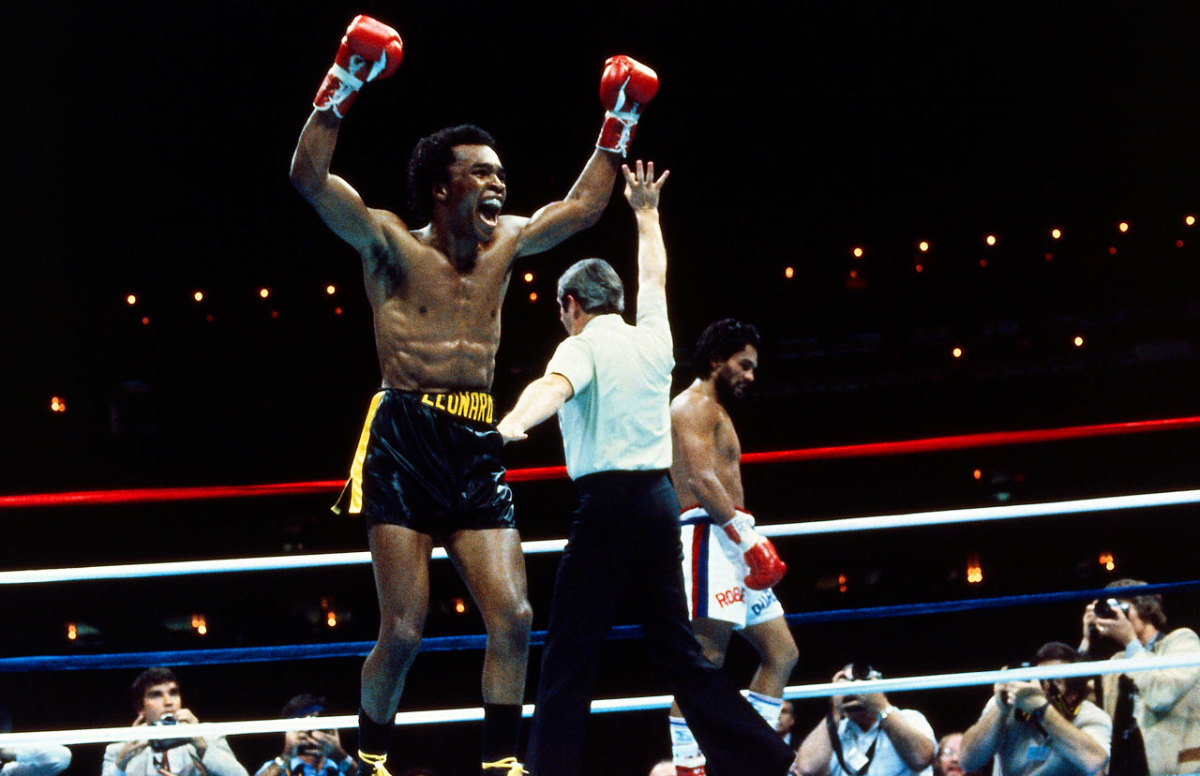 1980-1125-No-Mas-fight-Sugar-Ray-Leonard-Roberto-Duran-II-001312931.jpg