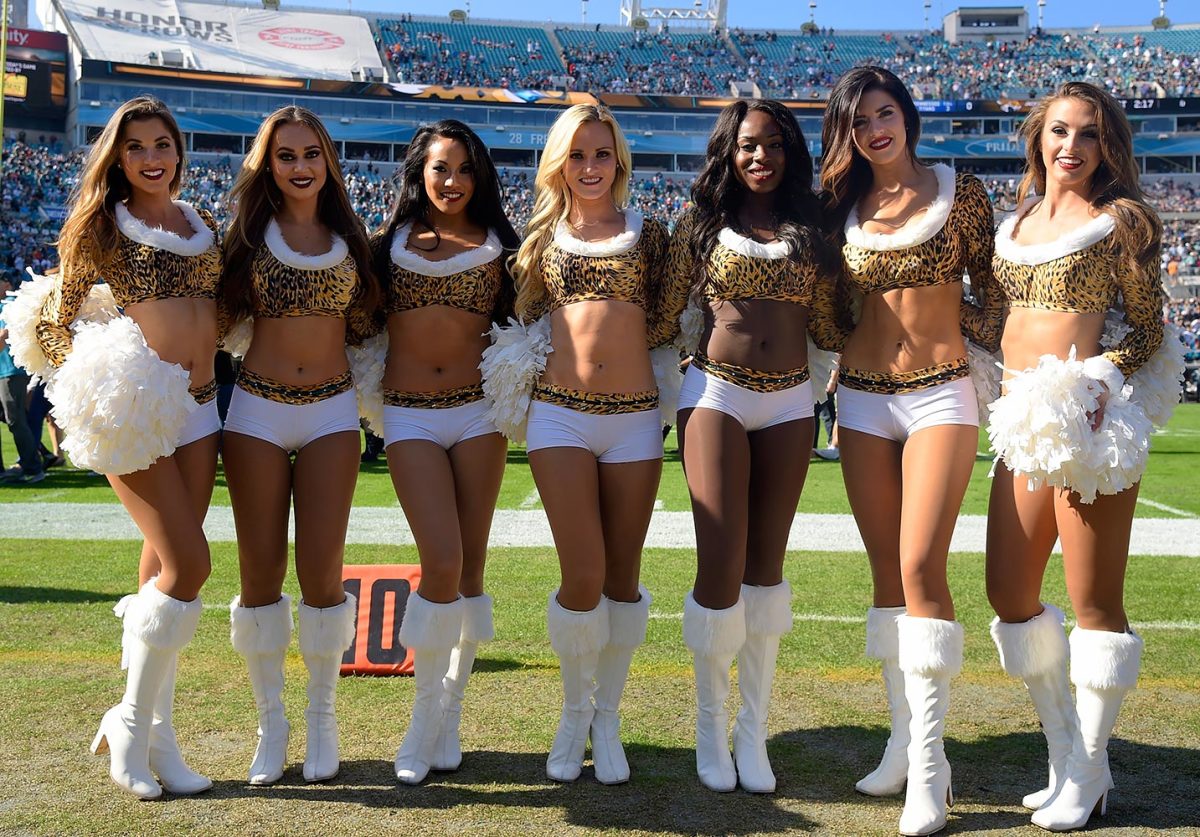 Jacksonville-Jaguars-The-ROAR-cheerleaders-AP_16359810309537.jpg