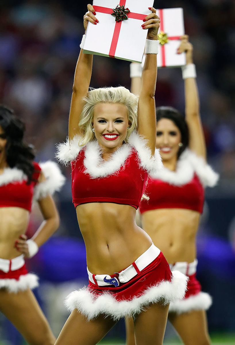 Houston-Texan-cheerleaders-GettyImages-630508638_master.jpg
