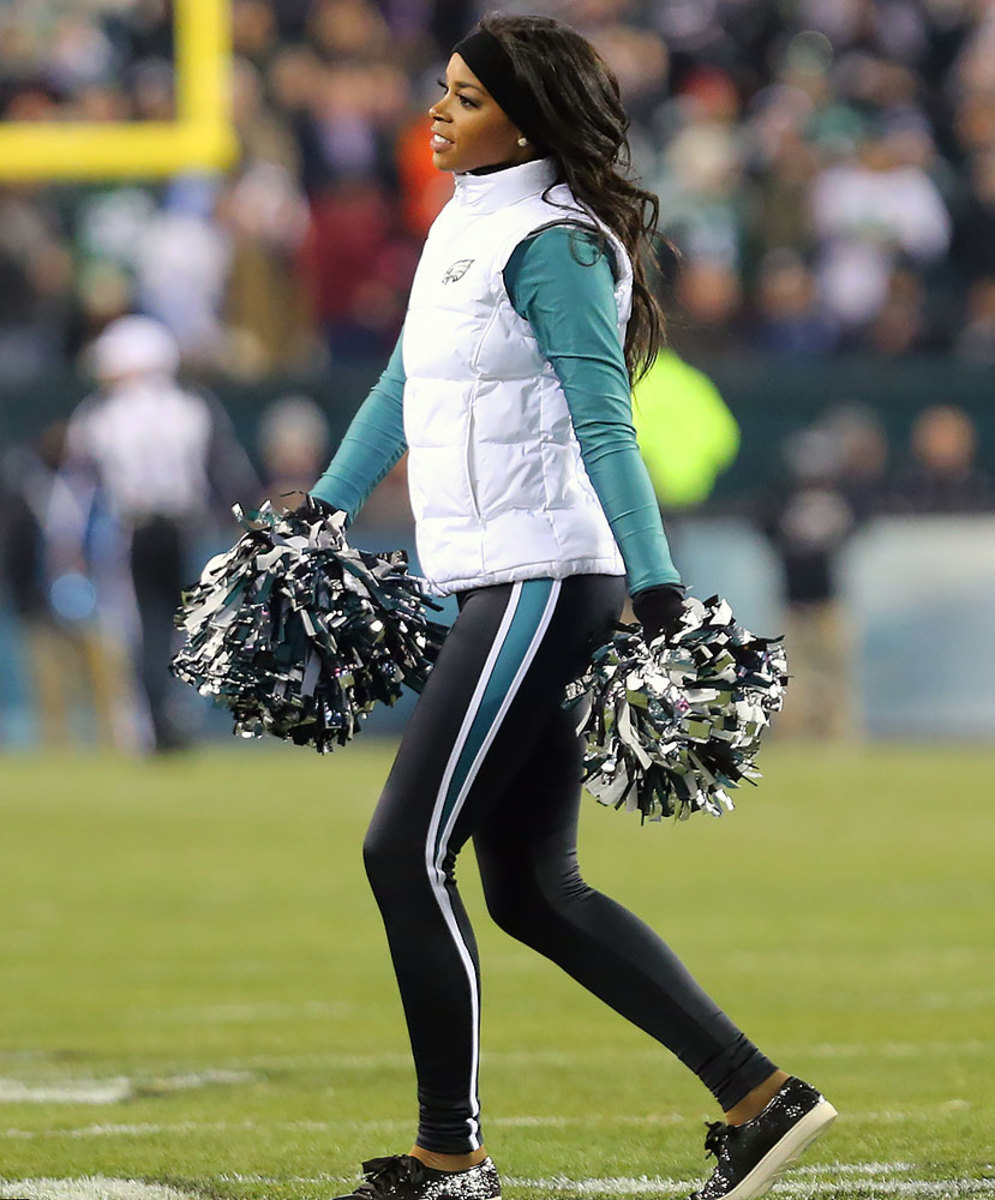 Philadelphia-Eagles-cheerleaders-BEA_1161A.jpg