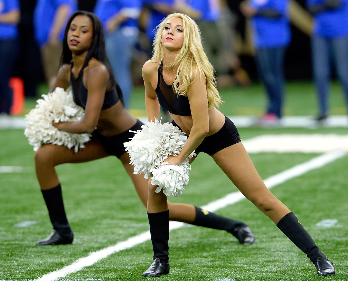 New-Orleans-Saints-Saintsations-cheerleaders-AP_16359727467757.jpg
