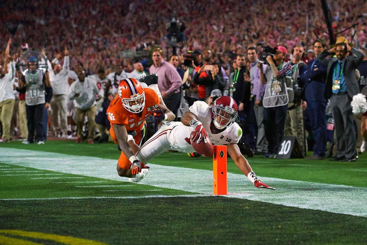 01-2016-0111-Alabama-Kenyan-Drake-Clemson-Jayron-Kearse-SI-156_TK1_02998.jpg