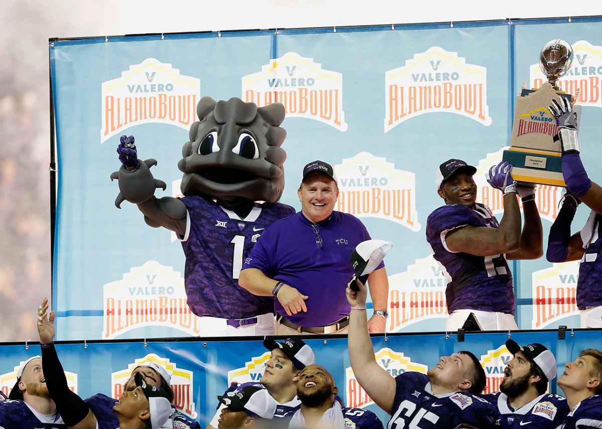 07-2016-0102-TCU-Gary-Patterson-Oregon.jpg