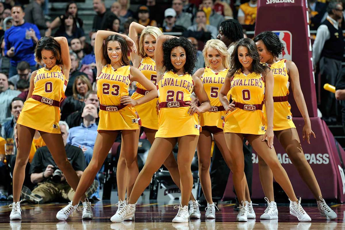 Cleveland-Cavalier-Girls-GettyImages-522523088_master.jpg