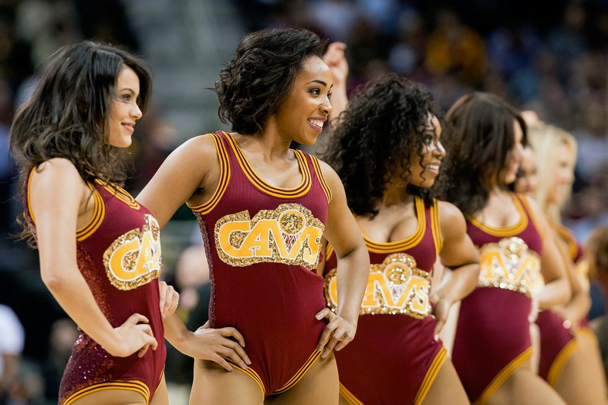 Cleveland-Cavalier-Girls-GettyImages-514489334_master.jpg