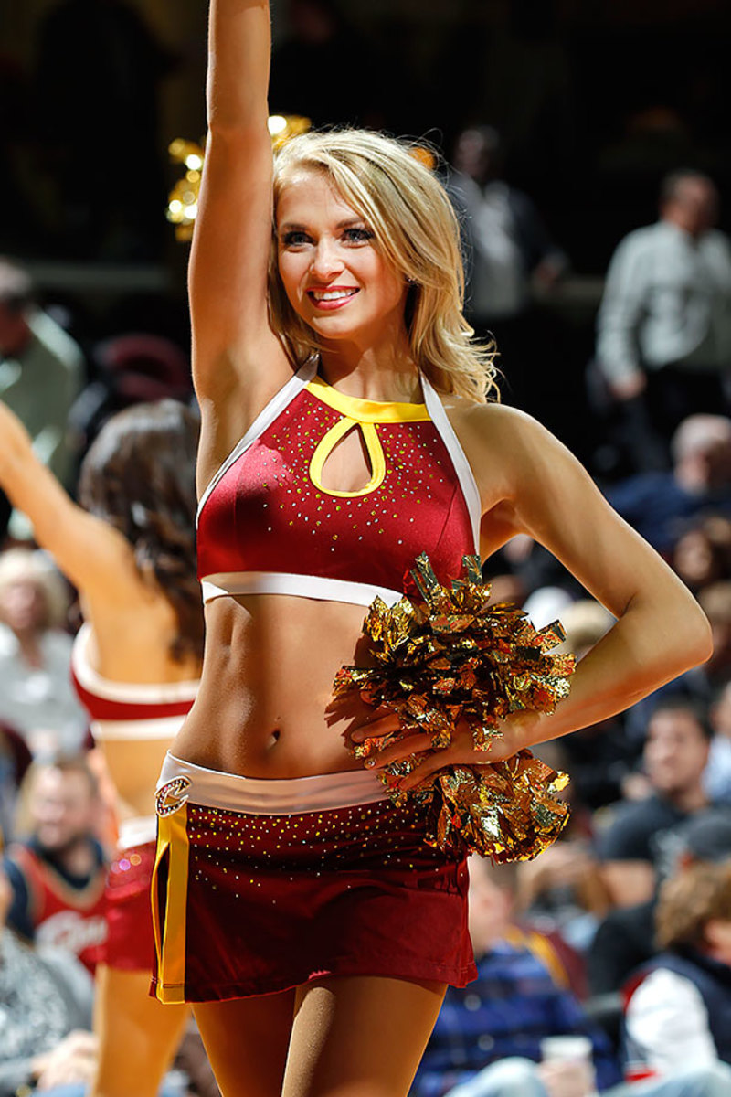 Cleveland-Cavalier-Girls-GettyImages-493845454_master.jpg