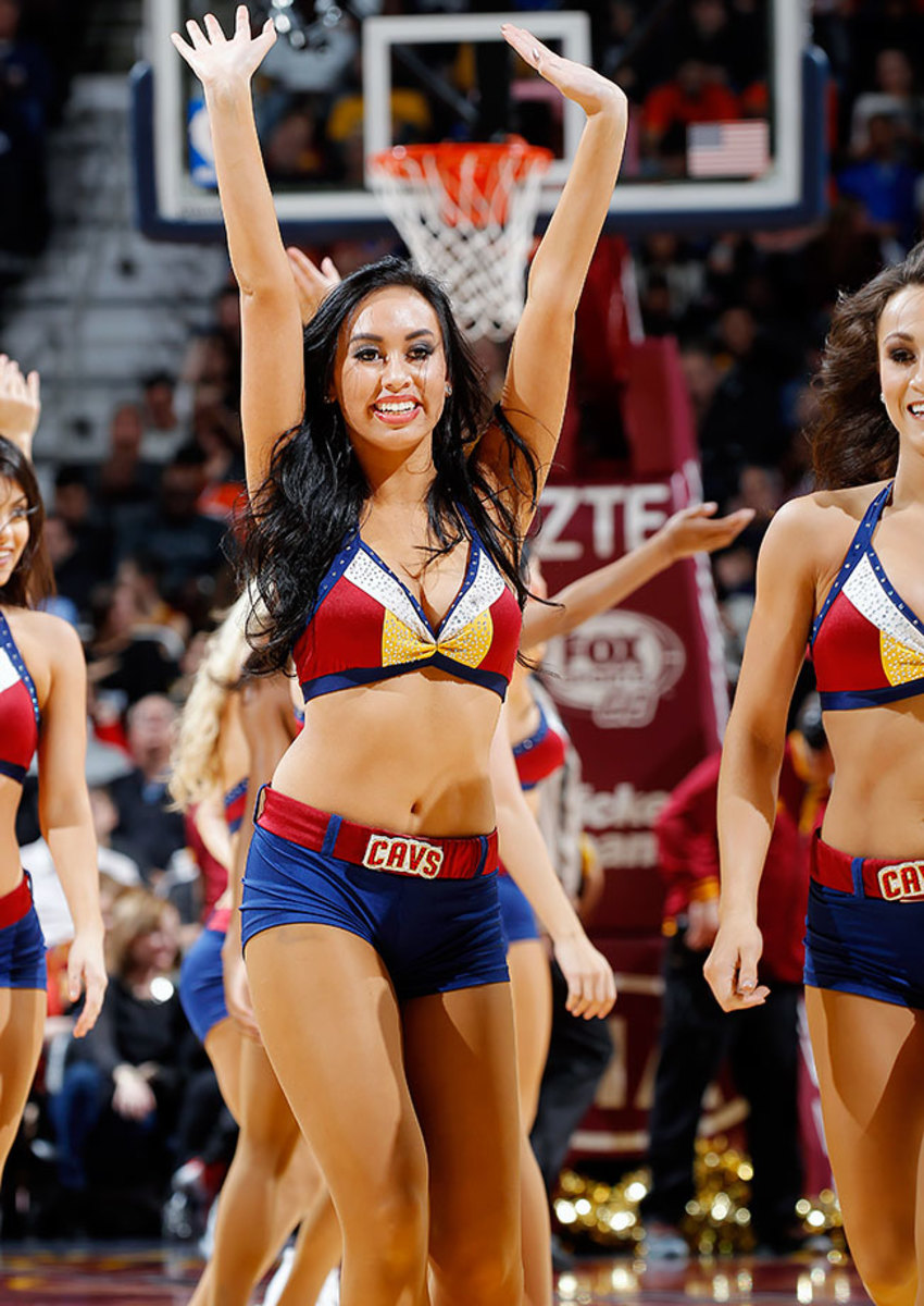 Cleveland-Cavalier-Girls-GettyImages-498817972_master.jpg