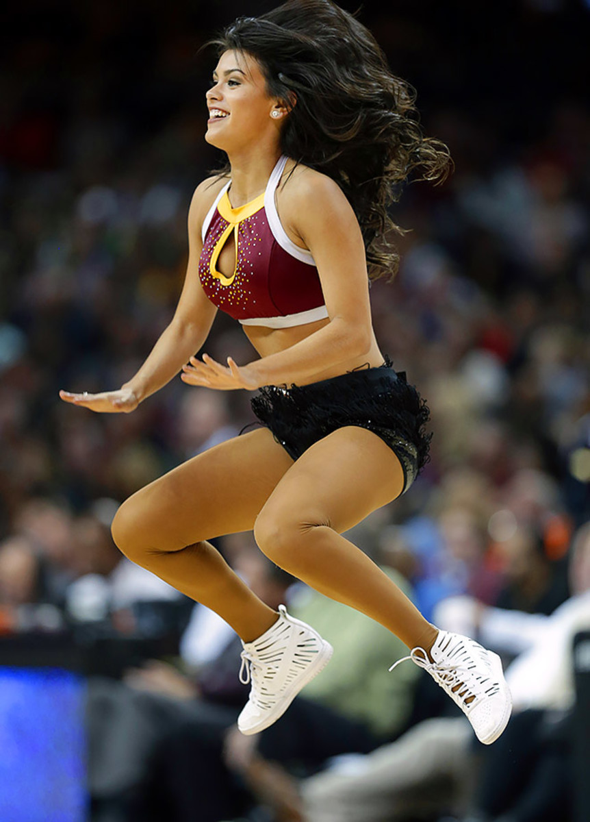 Cleveland-Cavalier-Girls-8c31e22a93b34ef395c635c3d8b04199-0_0.jpg