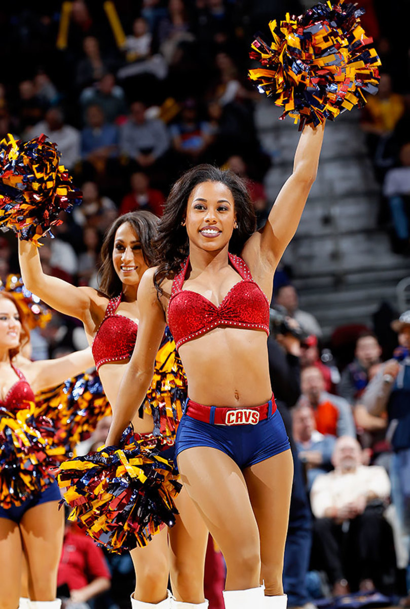 Cleveland-Cavalier-Girls-GettyImages-499110582_master.jpg