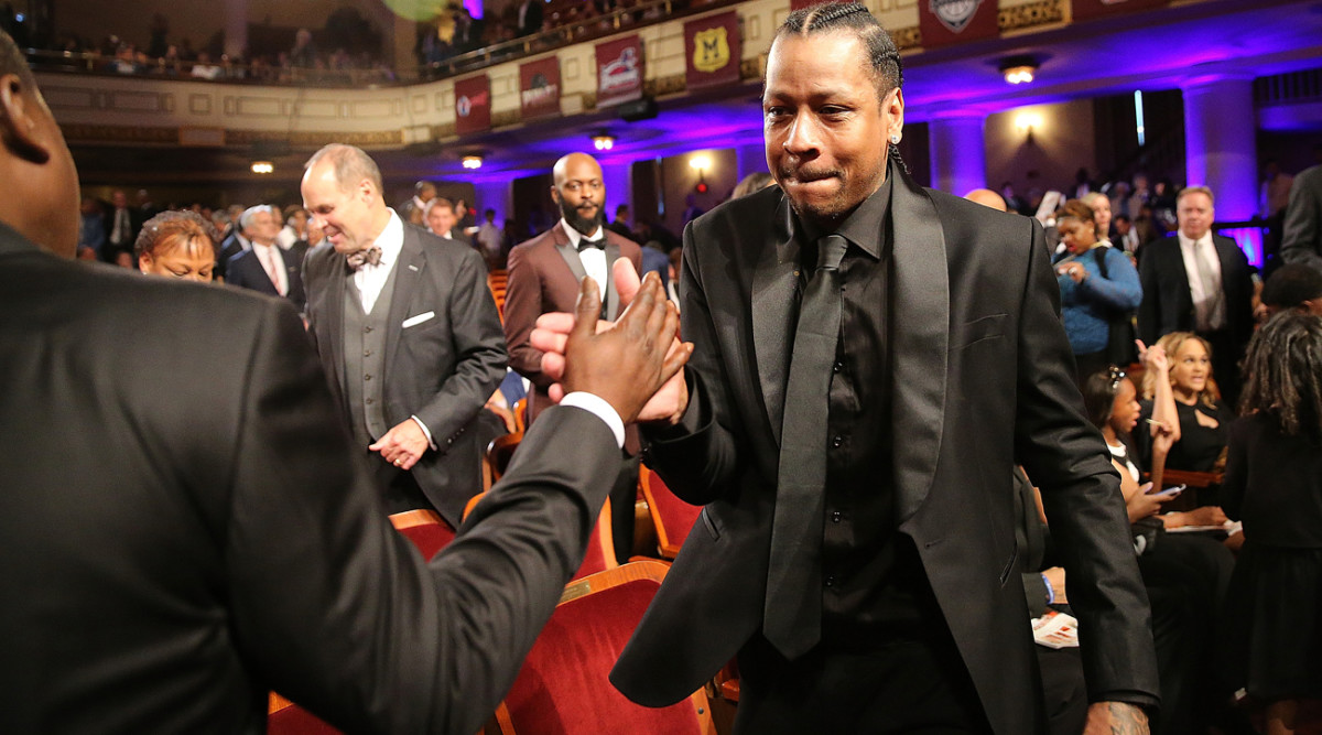 Allen Iverson pays homage to Michael Jordan in speech Sports Illustrated