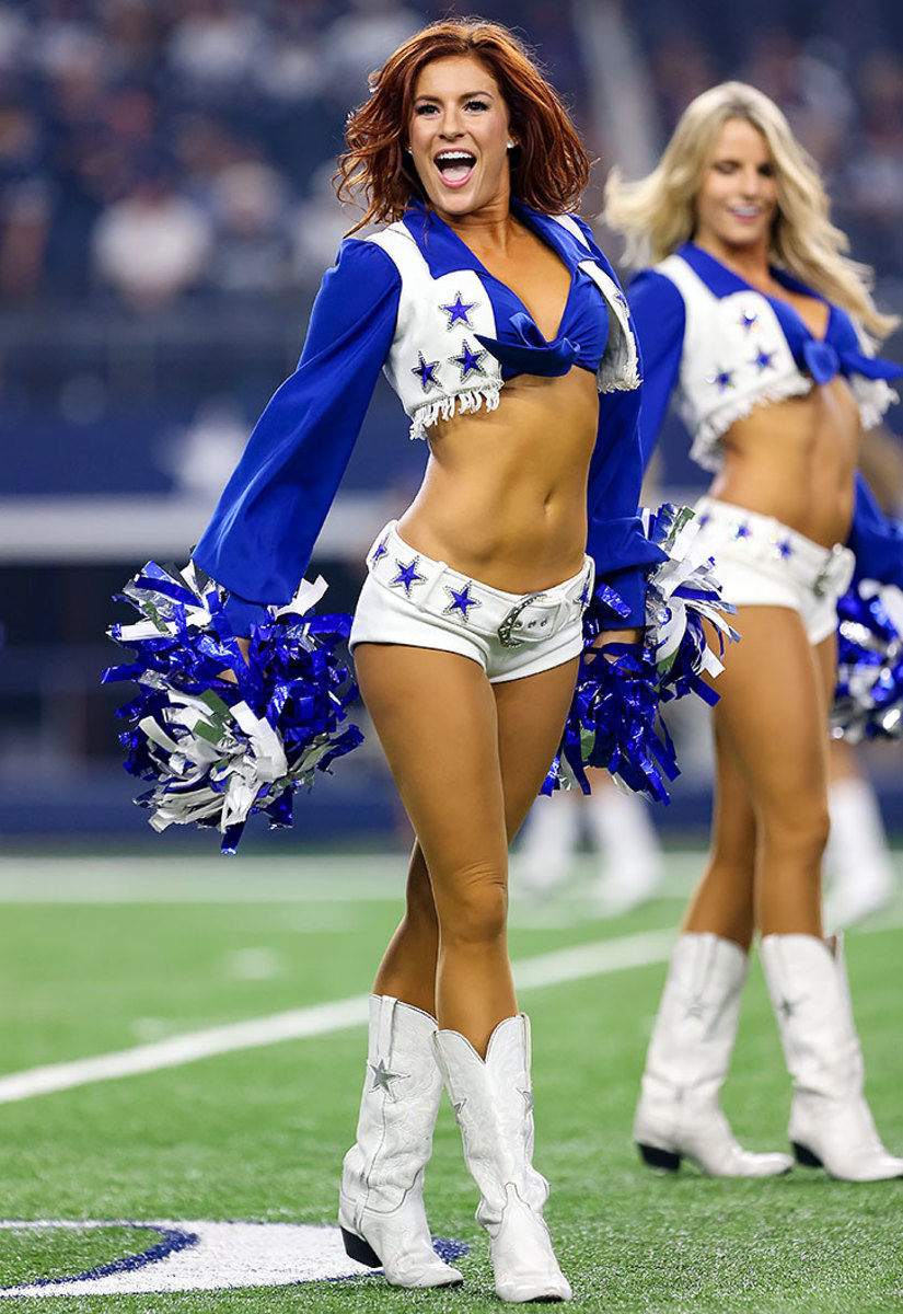 Dallas-Cowboys-cheerleaders-CEY1609253835_Bears_at_Cowboys.jpg