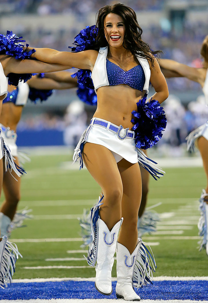Indianapolis-Colts-cheerleaders-DBF09251609_Chargers_vs_Colts_9_25_16.jpg